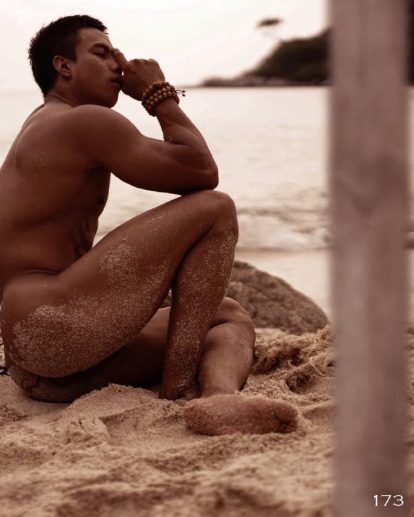 Homme-6-精壯美男魚